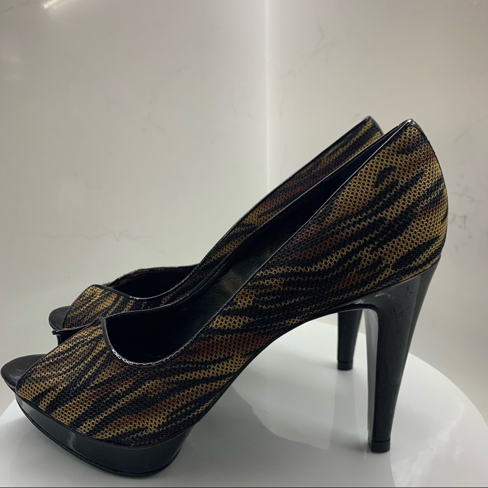 CARLOS women's Zebra print heel size 9.5 - Picture 4 of 9